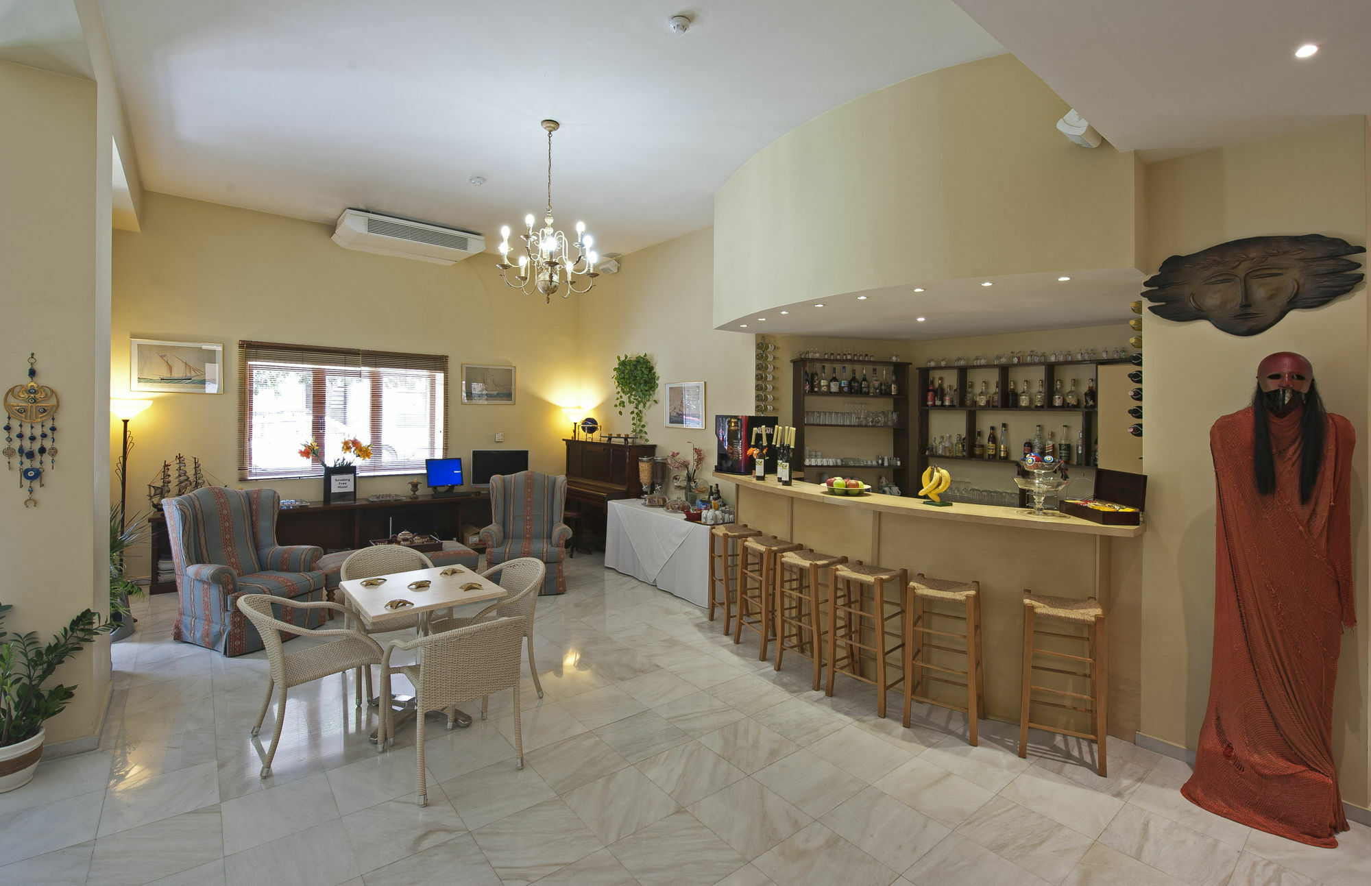 Efplias Hotel Apartments 피레아스 외부 사진